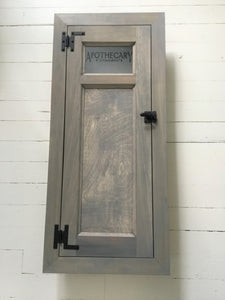 Armoire à pharmacie encastrée de style ferme, armoire de toilette intégrée, teinture grise en bois de grange, sur mesure et dimensionnement