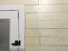 Charger l&#39;image dans la galerie, Armoire de toilette intégrée, porte miroir, armoire à pharmacie encastrée de style ferme, sur mesure