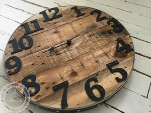 Wood Wall Clock , Round 20 inches, Barn Wood , Industrial Style