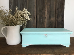Farmhouse Wood Chest , Wood Storage Box with Lid