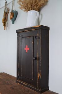 Antique Reproduction Washroom Cupboard ,  18" x 28" ,  Distressed Finish ,  Wood Medicine Cabinet