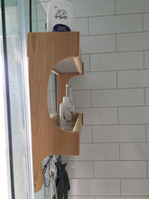 Charger l&#39;image dans la galerie, Étagère double pour chariot de douche en cèdre rouge avec barre en acier et crochets