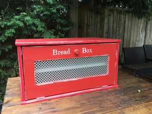Large Wood Bread Box , Adjustable Shelf , Farmhouse Style