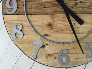 Horloge murale en bois, ronde de 24 pouces, bois recyclé, style industriel